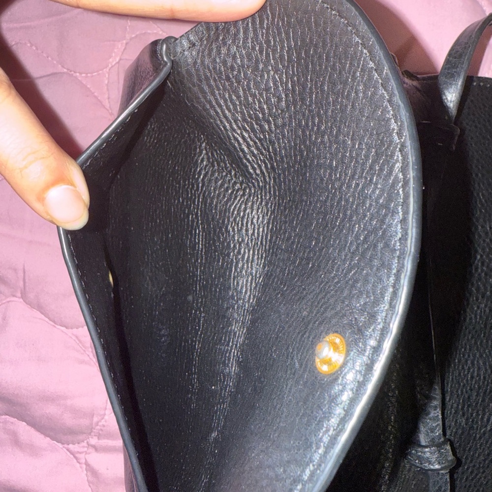 Tory Burch Black Pebbled Leather Crossbody Bag - Picture 5 of 9